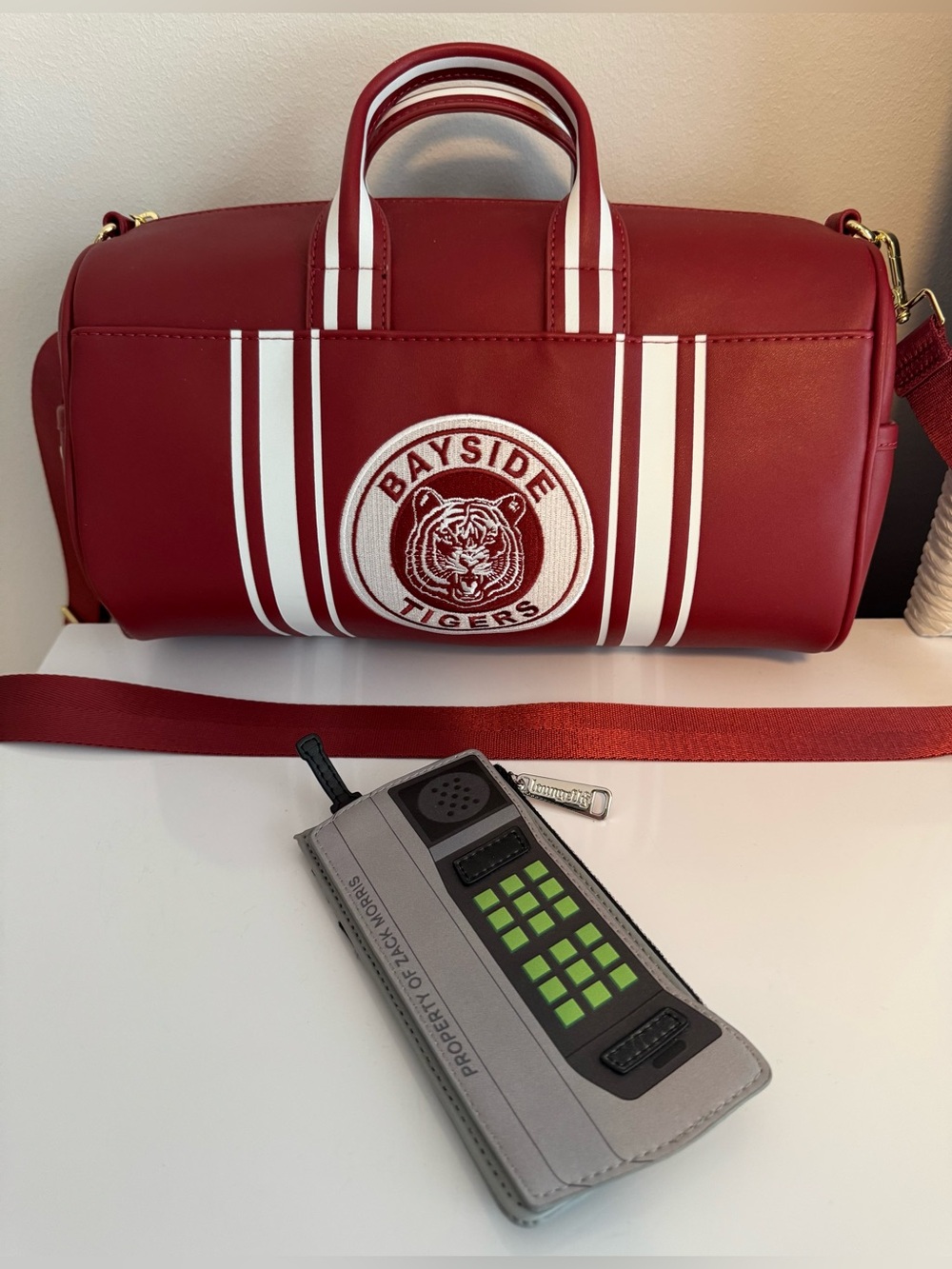 Loungefly Saved By The Bell Bayside High Tigers Duffle Bag &Phone Cardholder